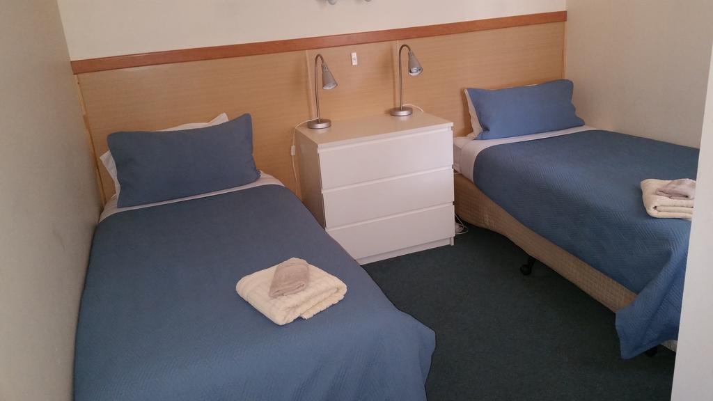 Kaniva Midway Motel Phòng bức ảnh